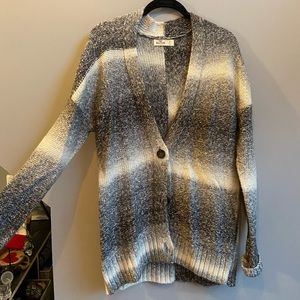 -Hollister- Button Up Cardigan